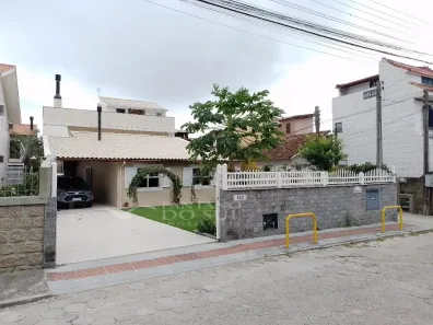 Casa com 2 Quartos à venda, 305m² no Pântano do Sul, Florianópolis