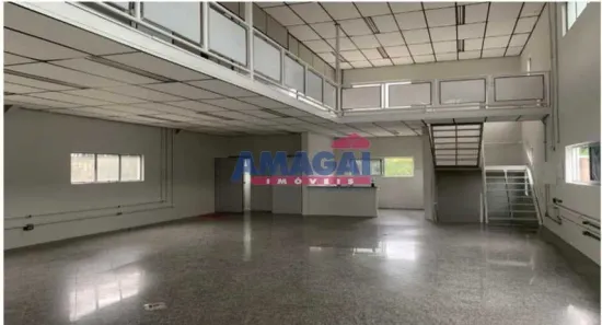 Imóvel Comercial para alugar, 591m² no Chácaras Reunidas, São José dos Campos