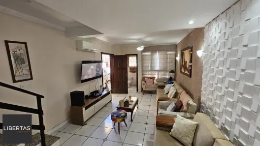 Casa com 4 Quartos à venda, 166m² no Santo Antônio, Porto Alegre