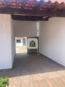 Casa com 3 Quartos à venda, 180m² no Jardim Patrícia, Uberlândia