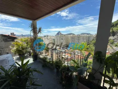 Casa com 3 Quartos à venda, 337m² no Catete, Rio de Janeiro