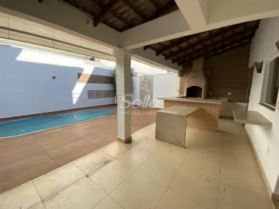 Casa de Condomínio com 3 Quartos para alugar, 195m² no Jardim Karaíba, Uberlândia