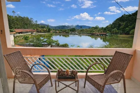 Casa com 2 Quartos à venda, 215m² no Vale dos Eucaliptos, Guararema