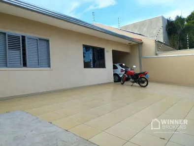 Casa com 4 Quartos à venda, 172m² no Jardim Alvorada, Maringá