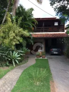 Casa de Condomínio com 5 Quartos à venda, 330m² no Piratininga, Niterói