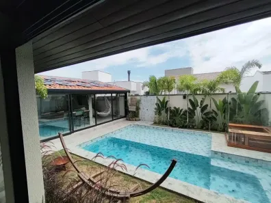 Casa de Condomínio com 3 Quartos à venda, 300m² no Parque da Hípica, Campinas