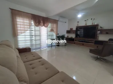 Casa com 3 Quartos à venda, 200m² no Campo Grande, Santos