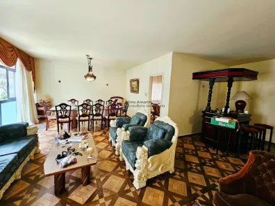 Apartamento com 3 Quartos para alugar, 208m² no Santa Cecília, São Paulo
