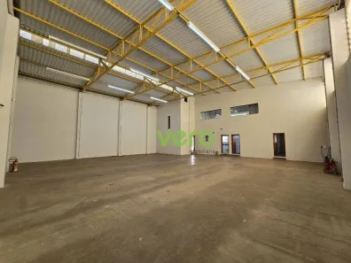 Galpão/Depósito/Armazém para alugar, 587m² no Vila Biasi, Americana
