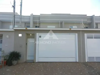 Sobrado com 3 Quartos à venda, 154m² no Parque Universitário, Americana