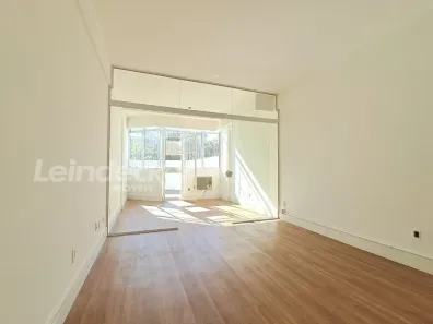 Sala Comercial à venda, 40m² no Moinhos de Vento, Porto Alegre