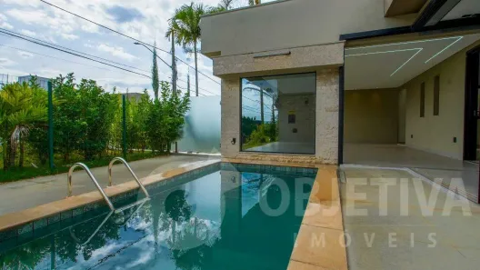 Casa de Condomínio com 3 Quartos para alugar, 217m² no Nova Uberlândia, Uberlândia