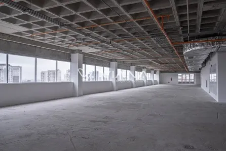 Sala Comercial para alugar, 557m² no Várzea da Barra Funda, São Paulo