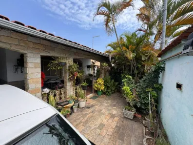 Casa com 3 Quartos à venda, 300m² no Fonte Grande, Contagem
