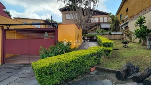Sobrado com 5 Quartos à venda, 176m² no Vila Jardim, Porto Alegre