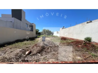 Lote/Terreno à venda, 400m² no Jardim Oriental, Maringá