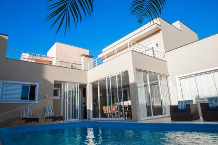 Sobrado com 4 Quartos à venda, 253m² no Balneário Praia Grande, Matinhos