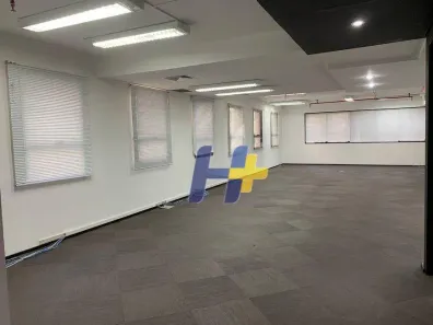 Sala Comercial à venda, 133m² no Vila Olímpia, São Paulo