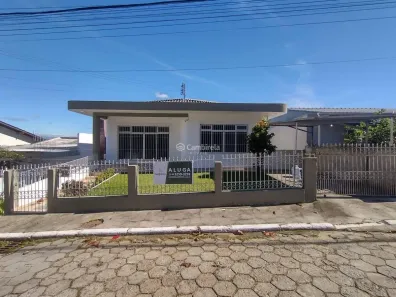 Casa com 3 Quartos para alugar, 114m² no Capoeiras, Florianópolis
