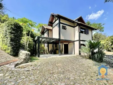 Casa de Condomínio com 3 Quartos à venda, 183m² no Chácara Santa Lúcia, Carapicuíba