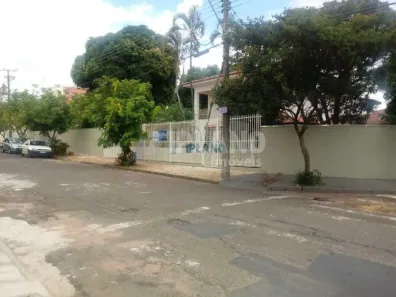 Imóvel Comercial com 4 Quartos para alugar, 600m² no Jardim Macarenco, São Carlos
