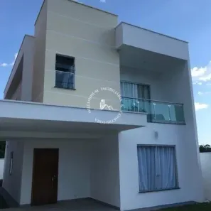 Casa com 3 Quartos à venda, 161m² no Tarumã, Manaus