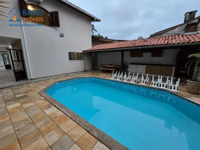 Sobrado com 3 Quartos à venda, 139m² no Solemar, Praia Grande