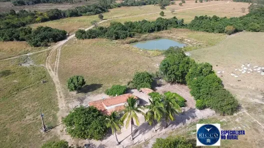 Lote/Terreno à venda, 75m² no Setor Central, Itapirapuã