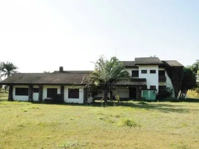 Fazenda/Sítio com 7 Quartos à venda, 760m² no Floresta, Salto de Pirapora