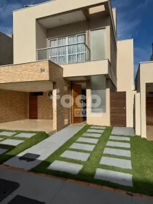 Casa de Condomínio com 3 Quartos para alugar, 150m² no Granja Marileusa, Uberlândia