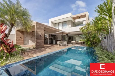 Casa com 4 Quartos para alugar, 323m² no Buraquinho, Lauro de Freitas