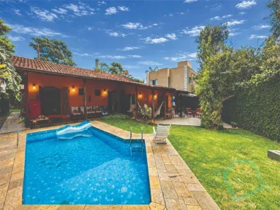 Casa de Condomínio com 3 Quartos à venda, 194m² no São Paulo II, Cotia