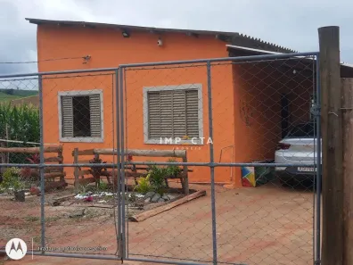 Fazenda/Sítio com 3 Quartos à venda, 90m² no Cantagalo, Pouso Alegre