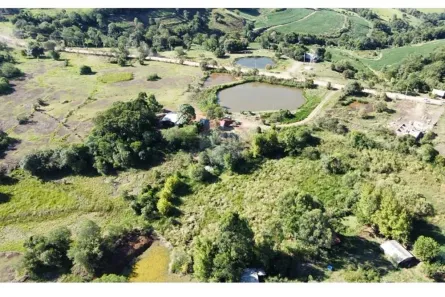 Fazenda/Sítio com 3 Quartos à venda, 80m² no , Trindade do Sul