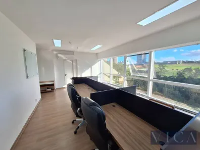 Sala Comercial para alugar, 42m² no Green Valley Alphaville, Barueri