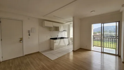 Apartamento com 2 Quartos para alugar, 55m² no Bucarein, Joinville