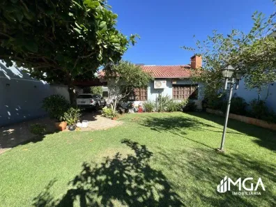 Sobrado com 3 Quartos à venda, 290m² no Panorama, Foz do Iguaçu