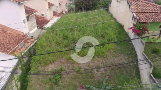 Lote/Terreno à venda, 587m² no Maria Paula, São Gonçalo