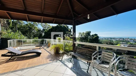 Casa com 3 Quartos para alugar, 350m² no Morro das Pedras, Florianópolis