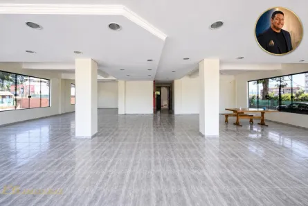 Ponto Comercial para alugar, 290m² no Ponta de Baixo, São José
