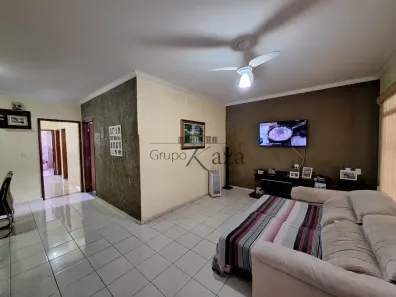 Casa com 3 Quartos para alugar, 178m² no Vila Industrial, São José dos Campos