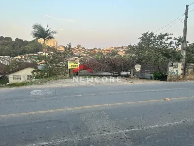 Lote/Terreno à venda, 653m² no Jarivatuba, Joinville