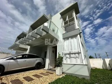 Sobrado com 3 Quartos à venda, 100m² no Torres, Torres