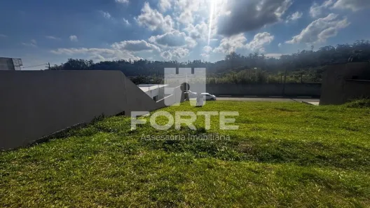 Lote/Terreno à venda, 300m² no Cézar de Souza, Mogi das Cruzes