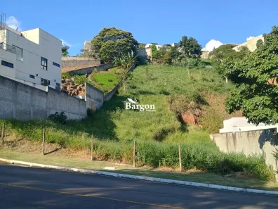 Lote/Terreno à venda, 1300m² no Novo Horizonte, Juiz de Fora