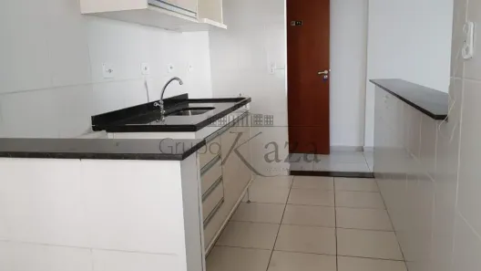Apartamento com 3 Quartos para alugar, 70m² no Vila Bandeirantes, São José dos Campos