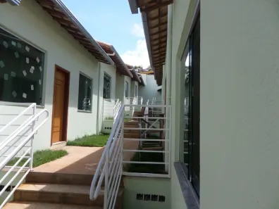 Casa com 2 Quartos à venda, 60m² no Frei Leopoldo, Belo Horizonte