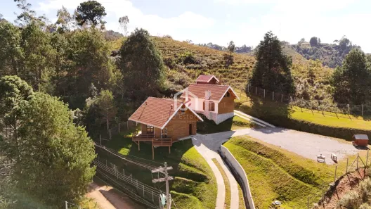 Casa com 3 Quartos à venda, 160m² no Jardim Cataguazes, Campos do Jordão
