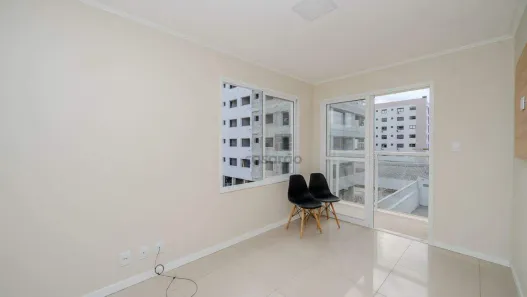 Apartamento com 1 Quarto para alugar, 44m² no Centro, Pelotas