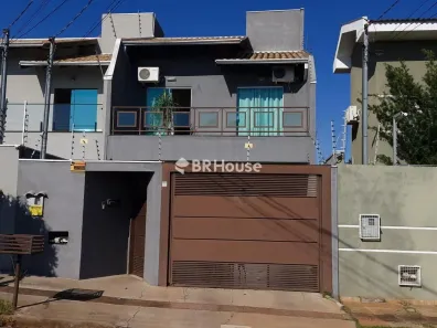 Sobrado com 3 Quartos à venda, 188m² no Carandá Bosque, Campo Grande